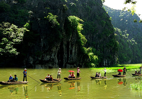 Những điểm đến đốn tim du khách ở cố đô Hoa Lư